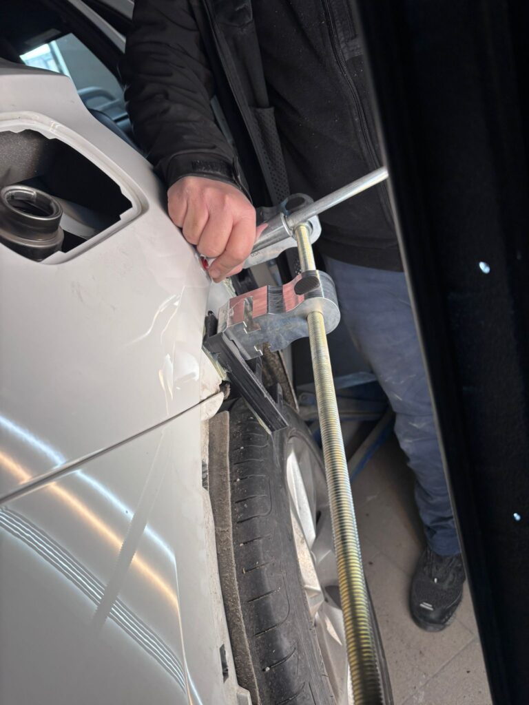 Leva metallica per riparazione carrozzeria senza vernice