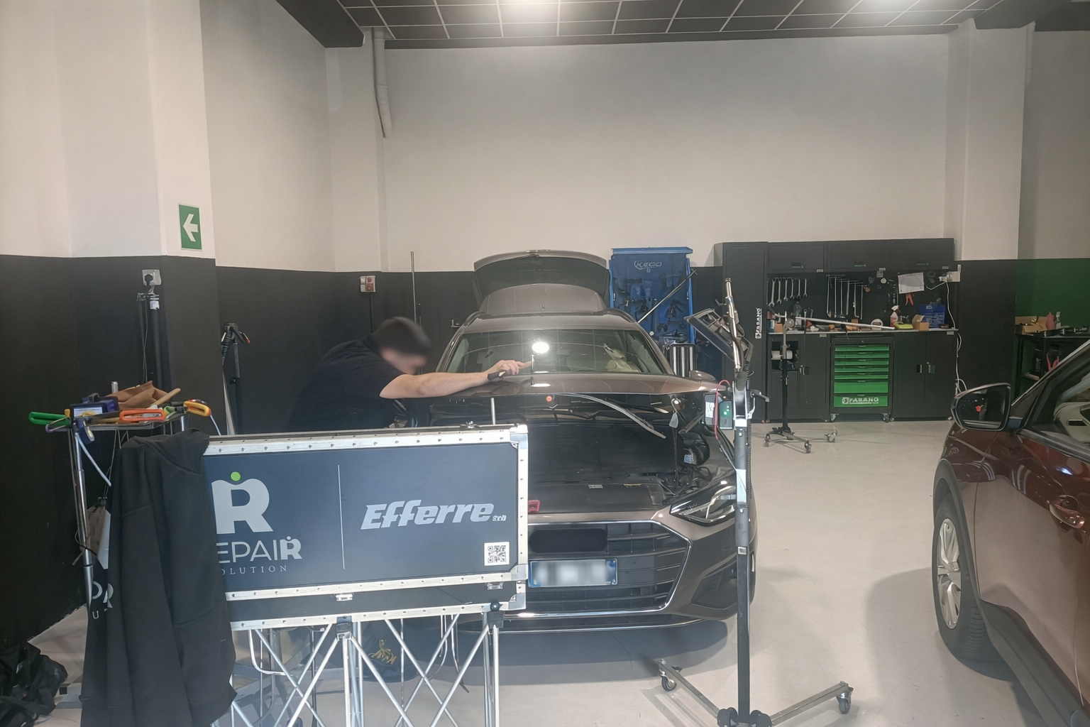 Officina specializzata in riparazione danni da grandine